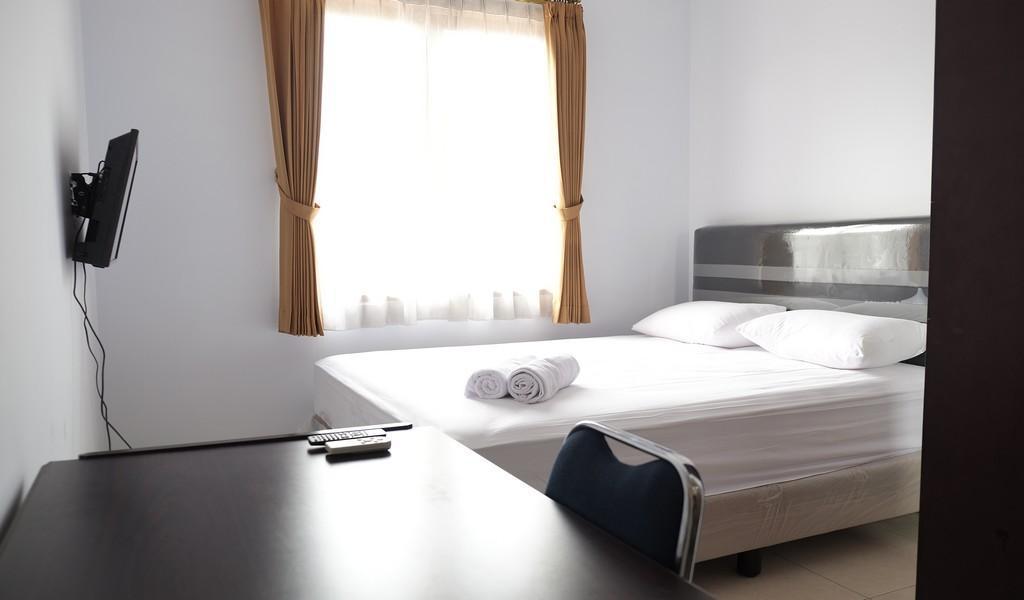 Reddoorz Near Supermall Karawaci 2 Tangerang Buitenkant foto